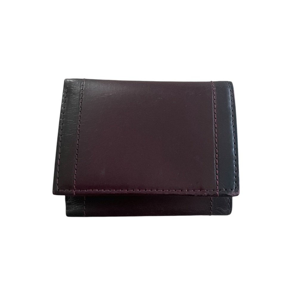 Croft & Barrow Black and Dark Brown Card Holder‎